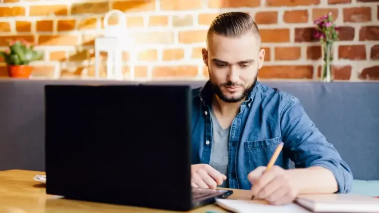 Successful Customer Education Programs Have 5 Things In Common