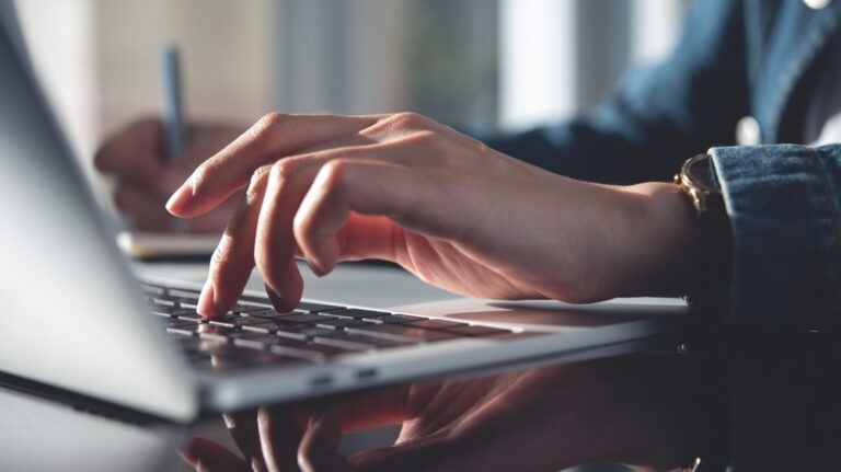 Advantages And Disadvantages Of eLearning