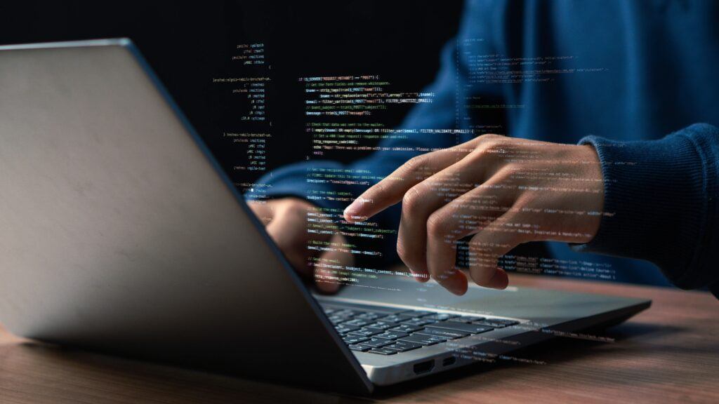 تطوير برمجيات مخصصة تلبي احتياجات أعمالك